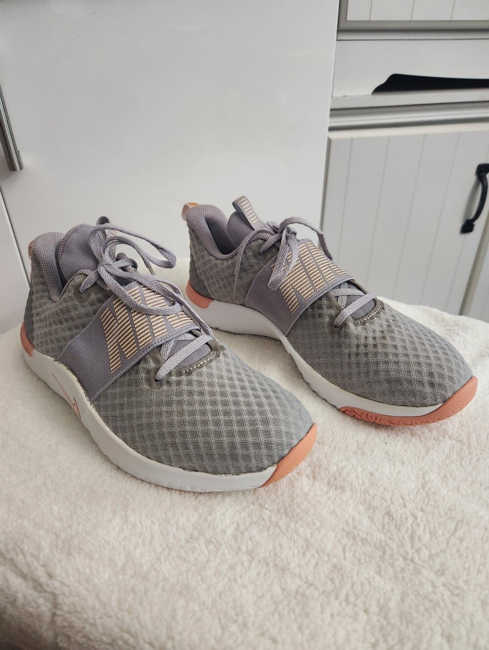 Nike Women’s Gray and Peach Athletic Trainers